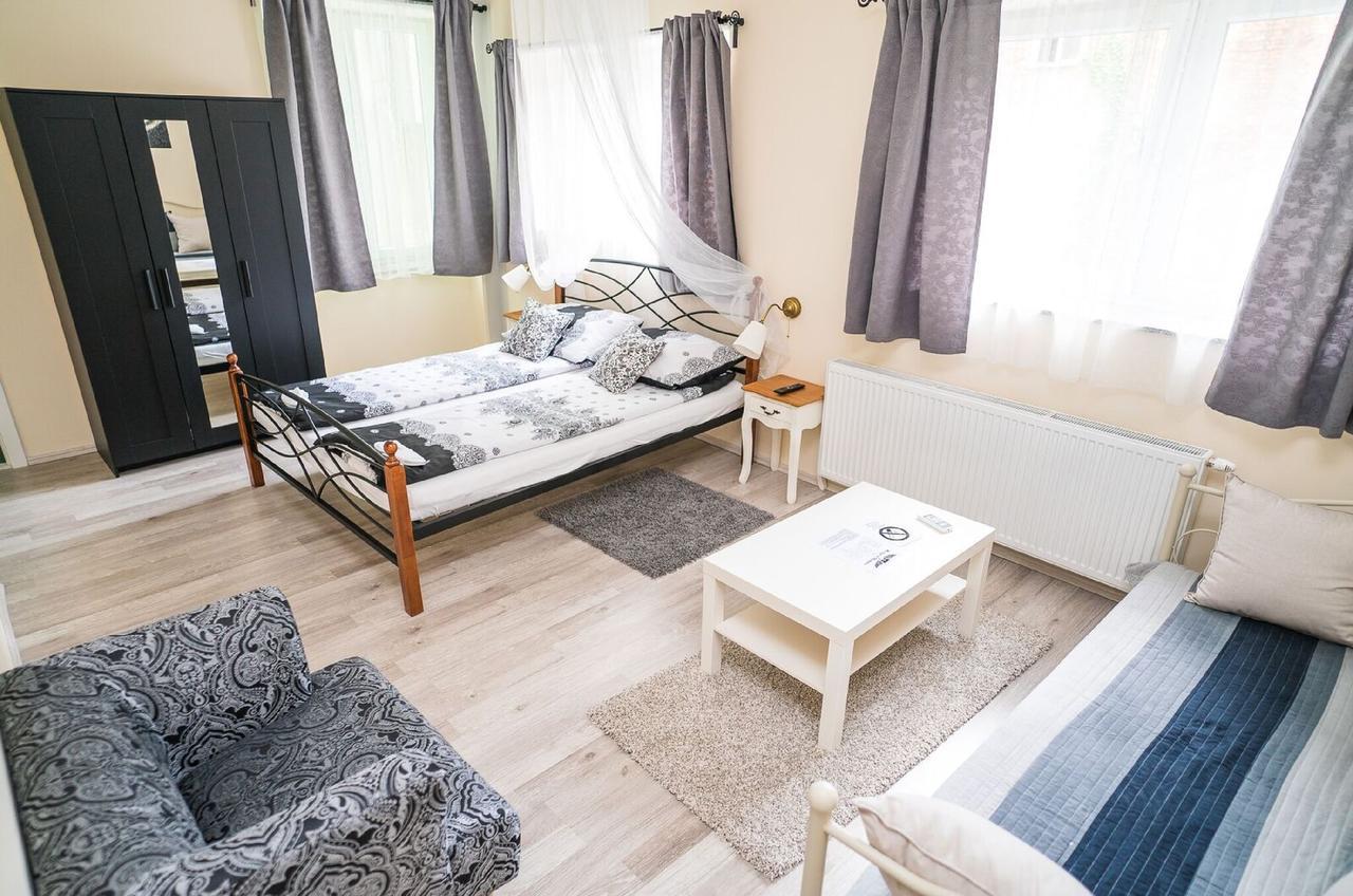 Boutique Hostel Kings N' Queens Zagreb Eksteriør billede