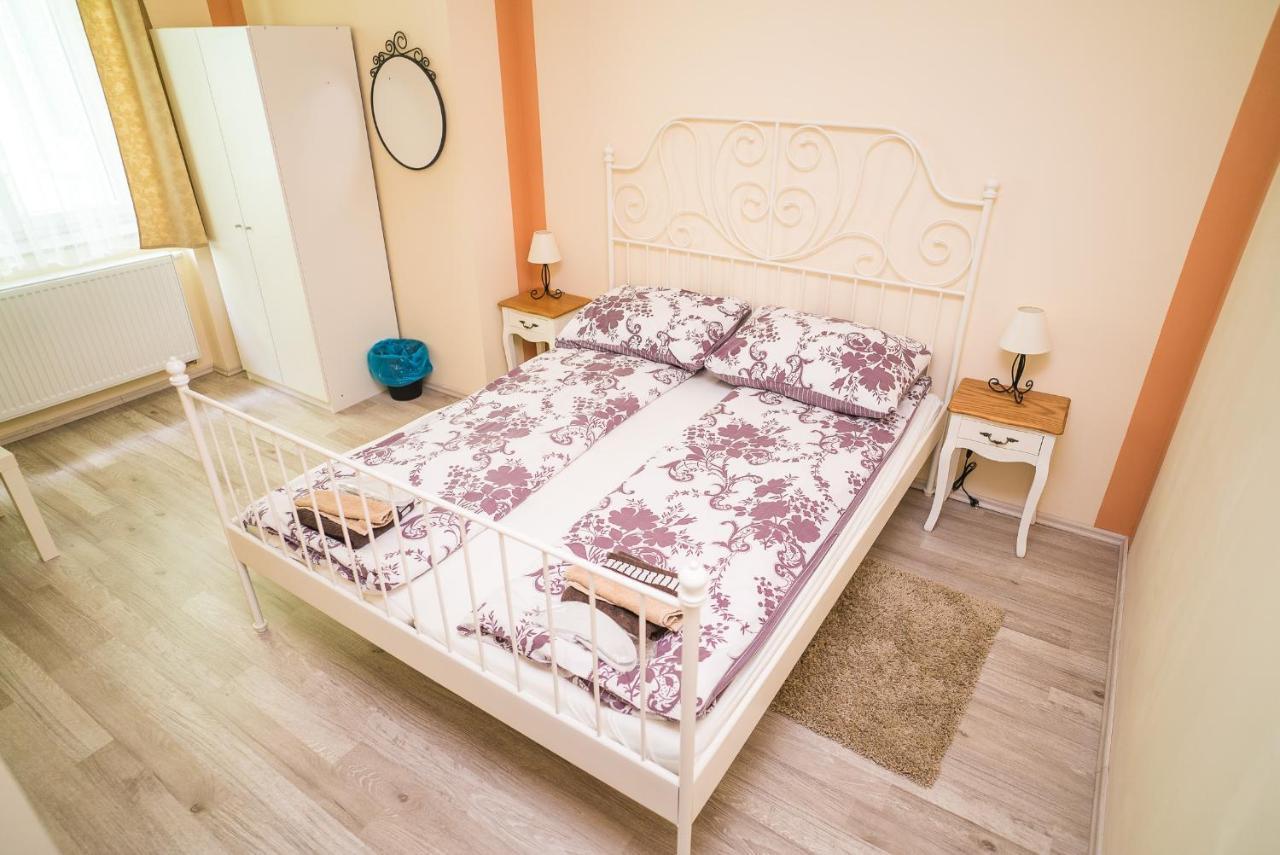 Boutique Hostel Kings N' Queens Zagreb Eksteriør billede